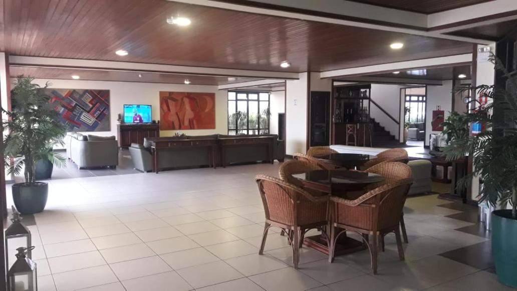 Hotel Araca 5/50