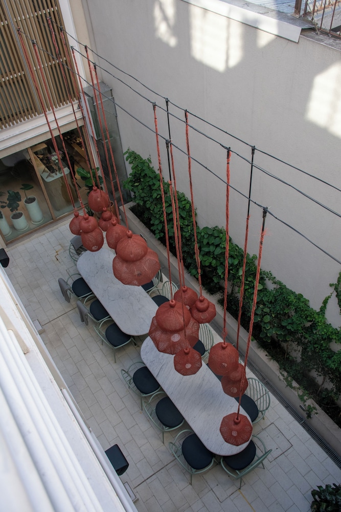 Bromelia Hotel Boutique 43/50