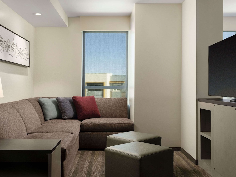 Hyatt House LA University Medical Center 22/48