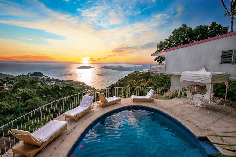 Las Brisas Acapulco 6/77