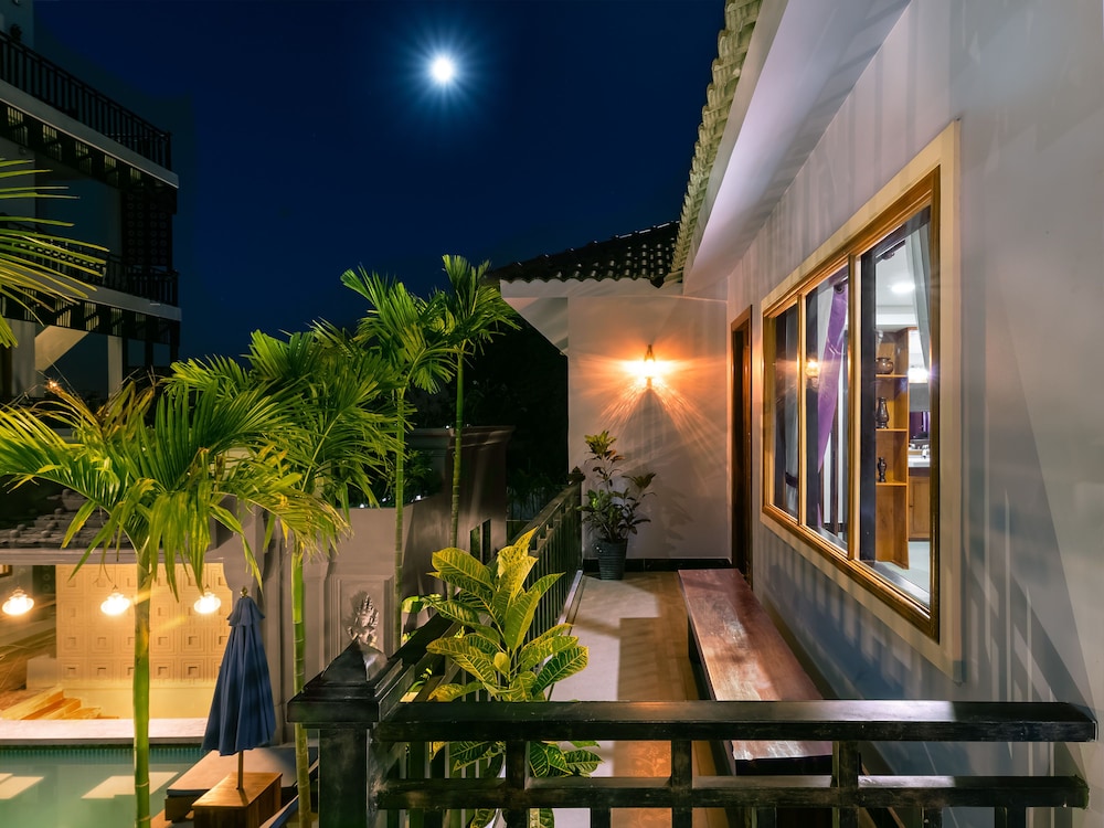 Cheata Residence 7/63