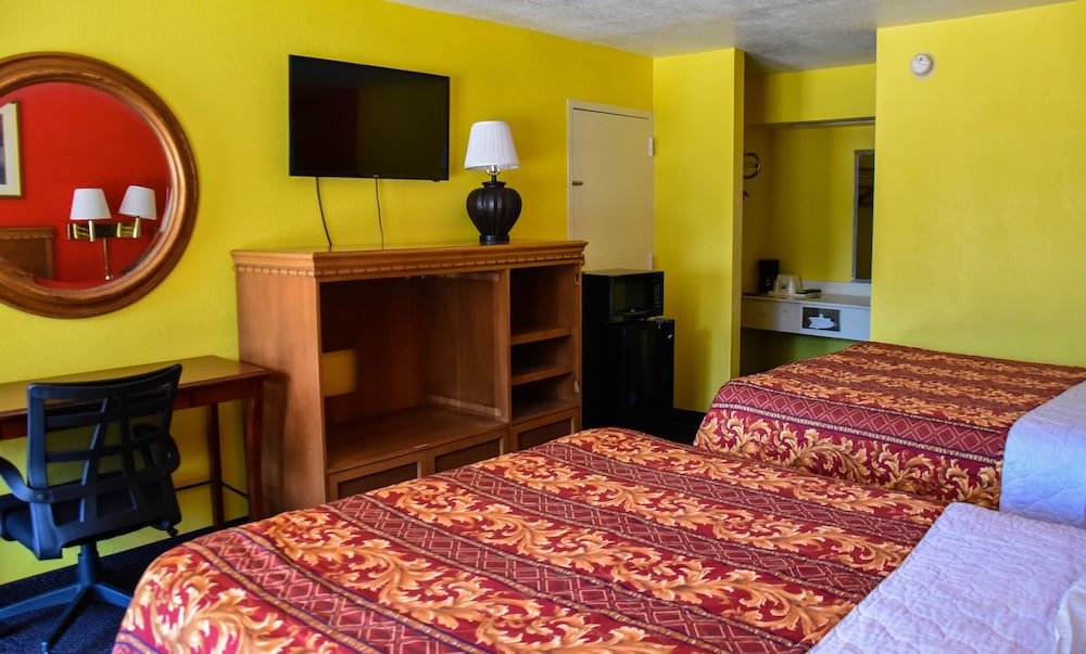 Homeplace Inn 45/51