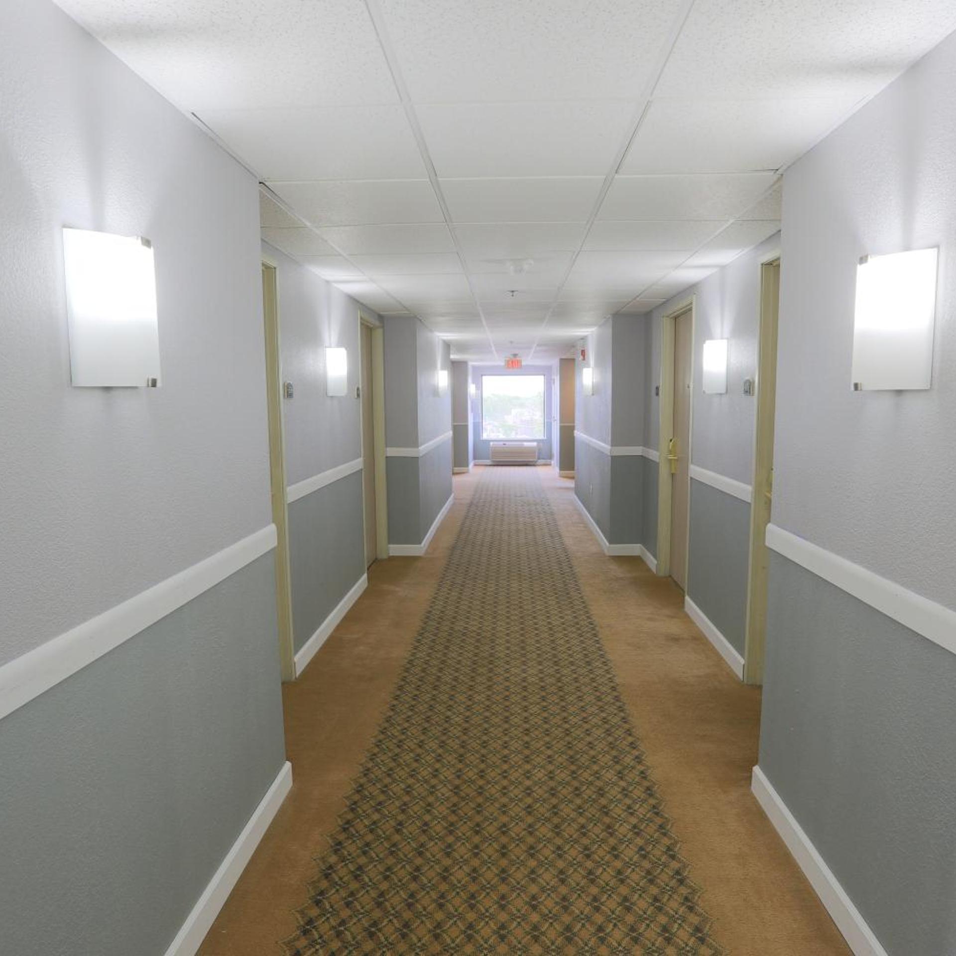 Days Inn by Wyndham Calumet Park 23/27