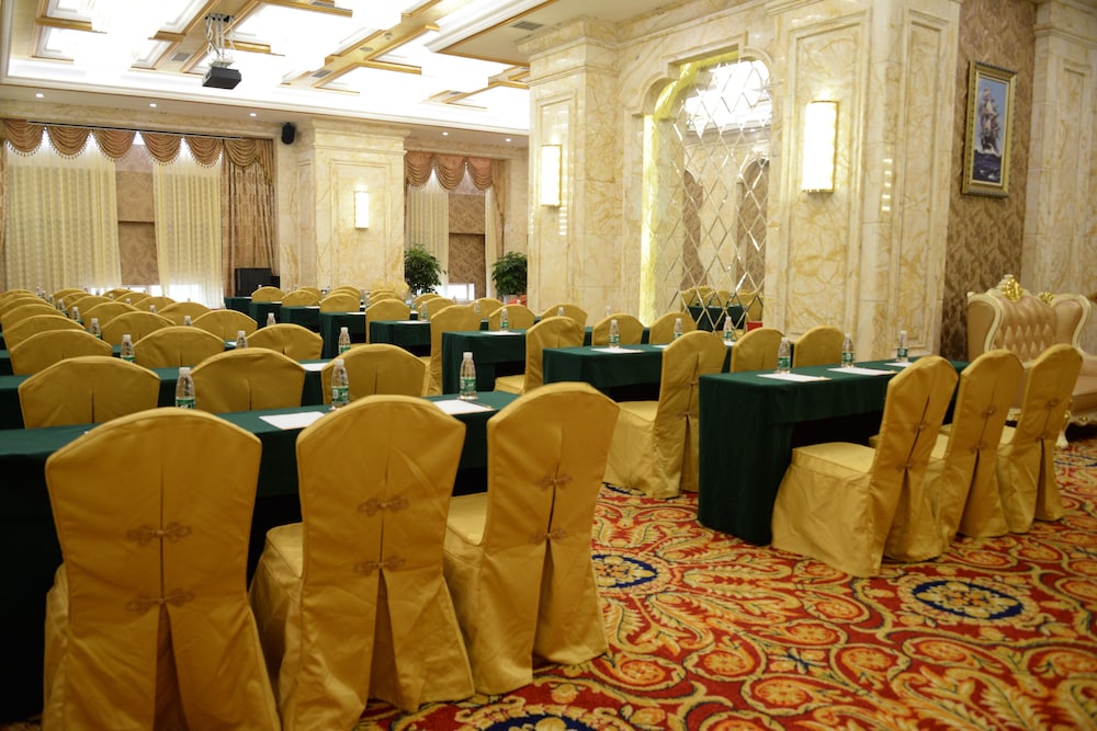 Yueda Financial City International Hotel 40/50