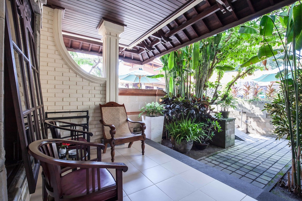 VILA SHANTI BEACH HOTEL 19/36