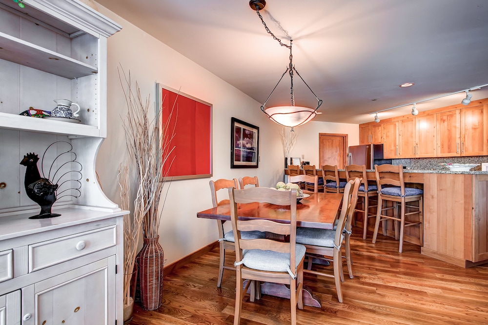 The Vail Spa Condominiums 56/76