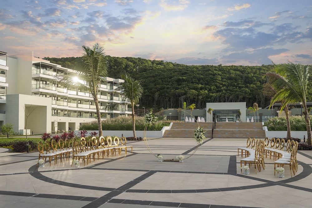Ocean Eden Bay - Adults Only 38/50