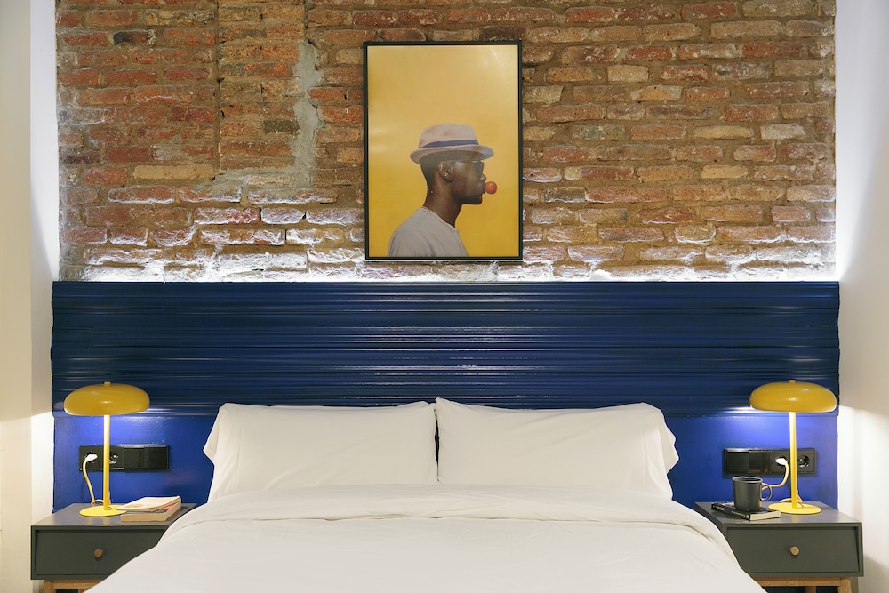 Arte Suites By Olala Homes 15/25