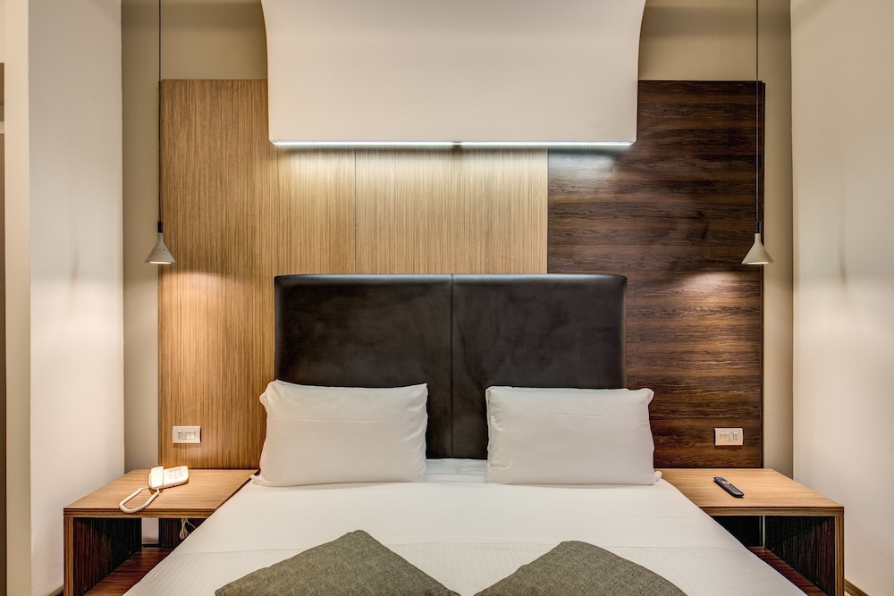 Hotel Trevi Collection 71/109