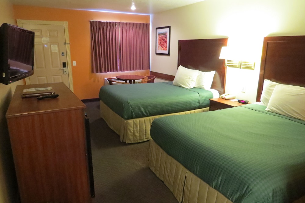 Americas Best Inns-St. George 19/38