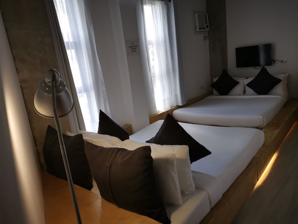 Urban Boutique Hotel 16/40