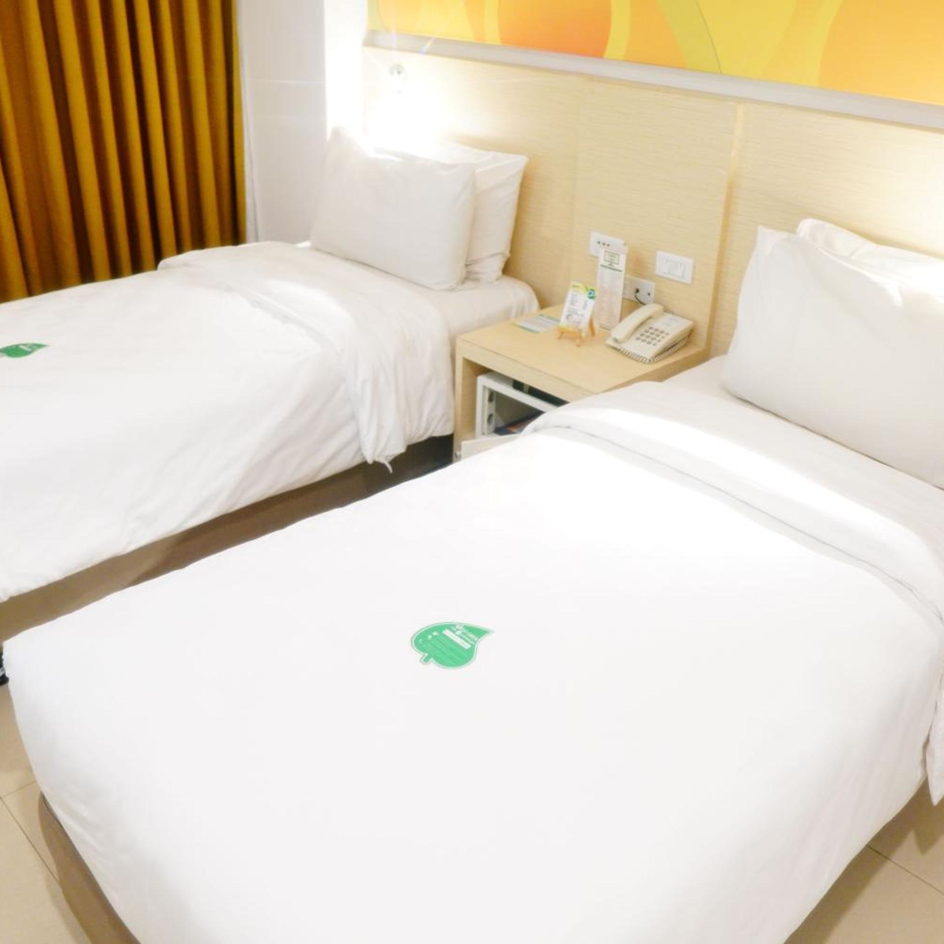 غرفة بسريرين منفصلين، Go Hotels North Edsa 2/7