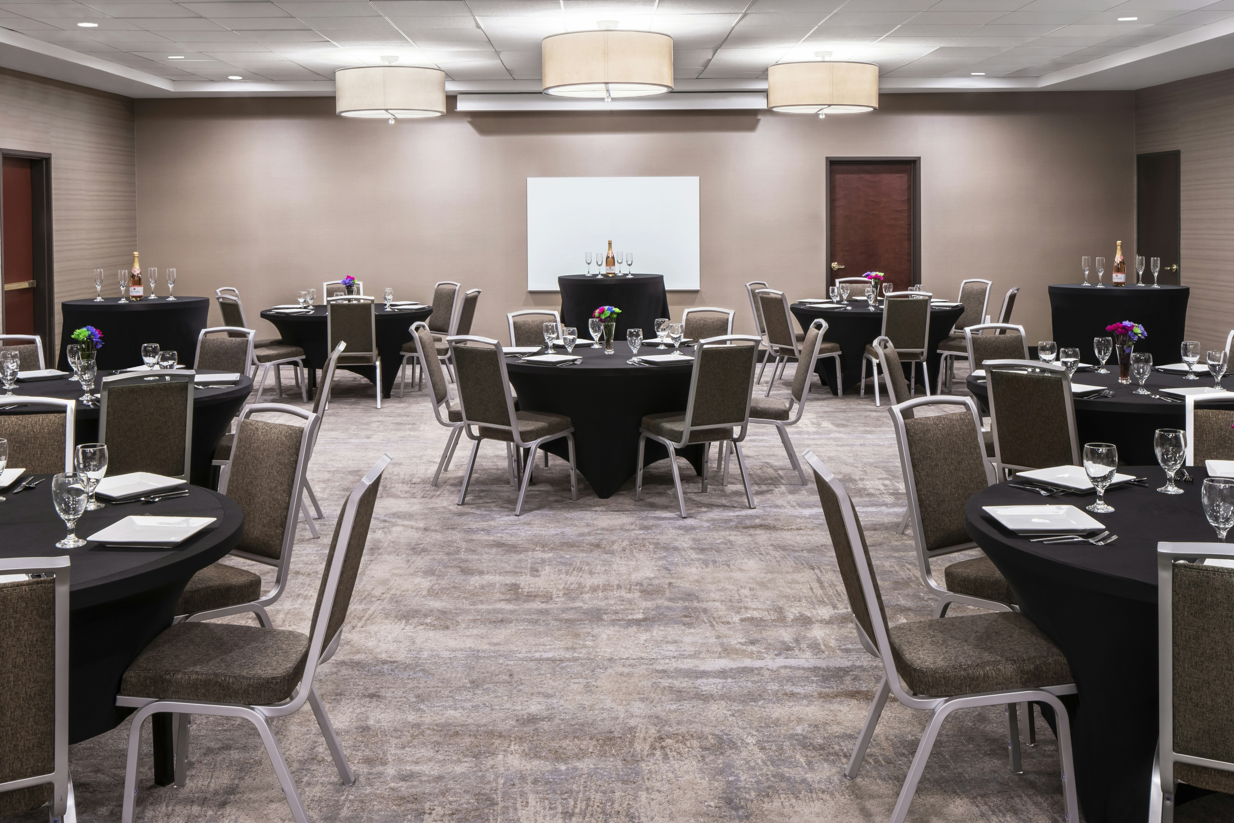 Holiday Inn Odessa 40/50