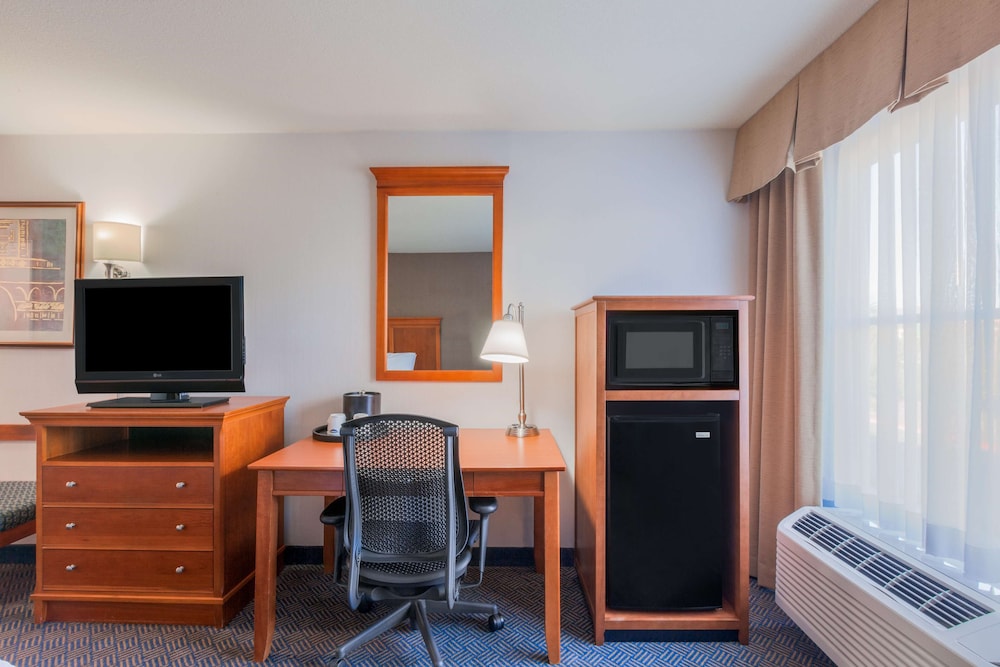 Hampton Inn San Marcos Ca 51/66