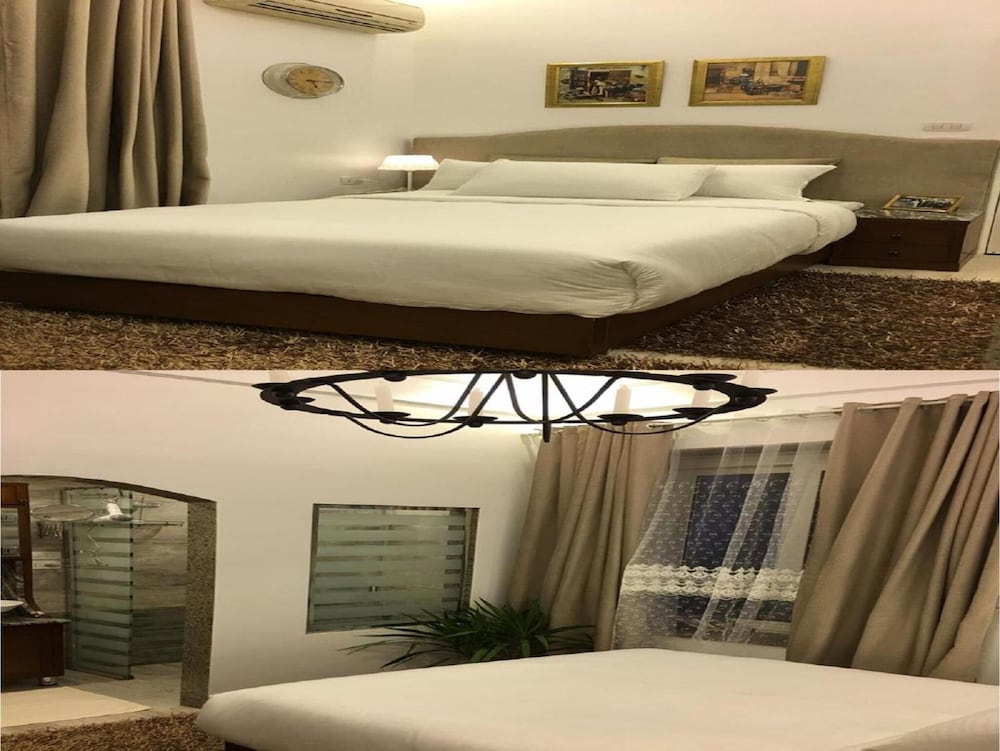 Paris Hotel 23/65