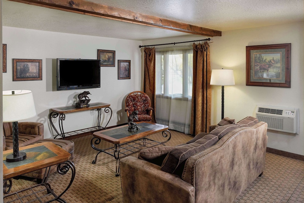 Ridgeline Hotel at Yellowstone, an Ascend Collection Hotel 49/59