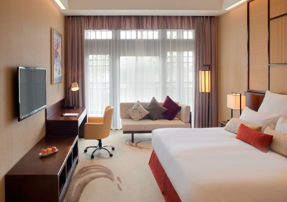 Radisson Blu Resort Wetland Park Wuxi 16/49