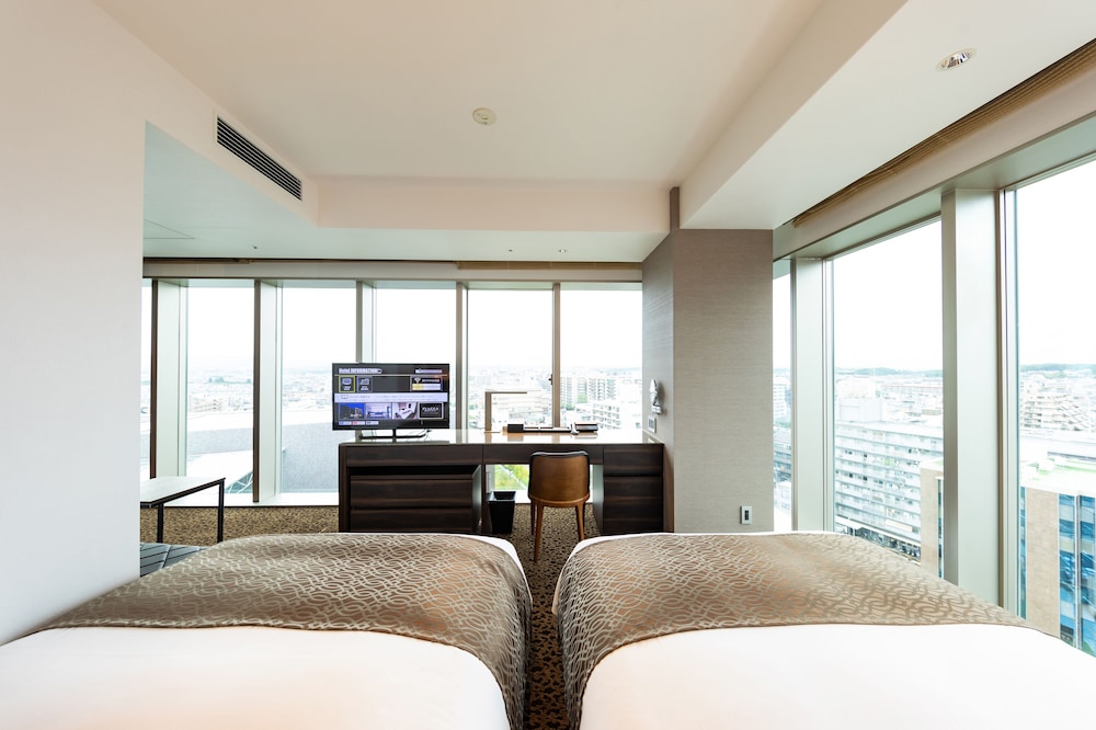 Superior, Economy, Twin Beds, Corner