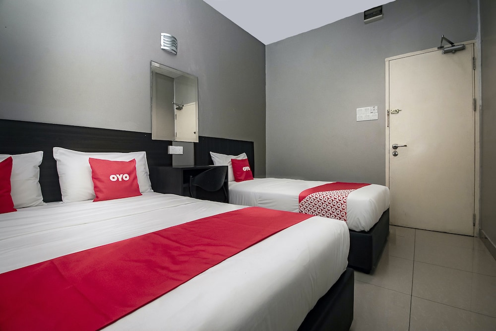 Standard, Triple, 1 Double and 1 Single Bed