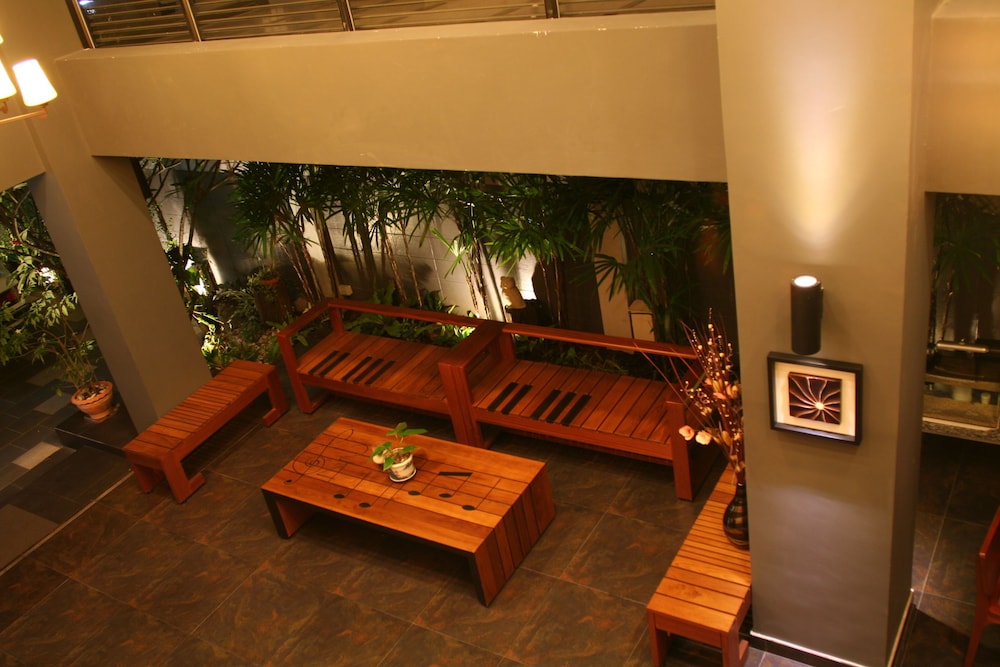 Silom Forest Exclusive Residence 44/65