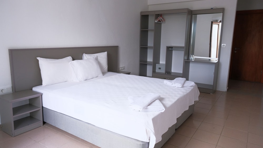 Gumbet Cove Hotel 16/50