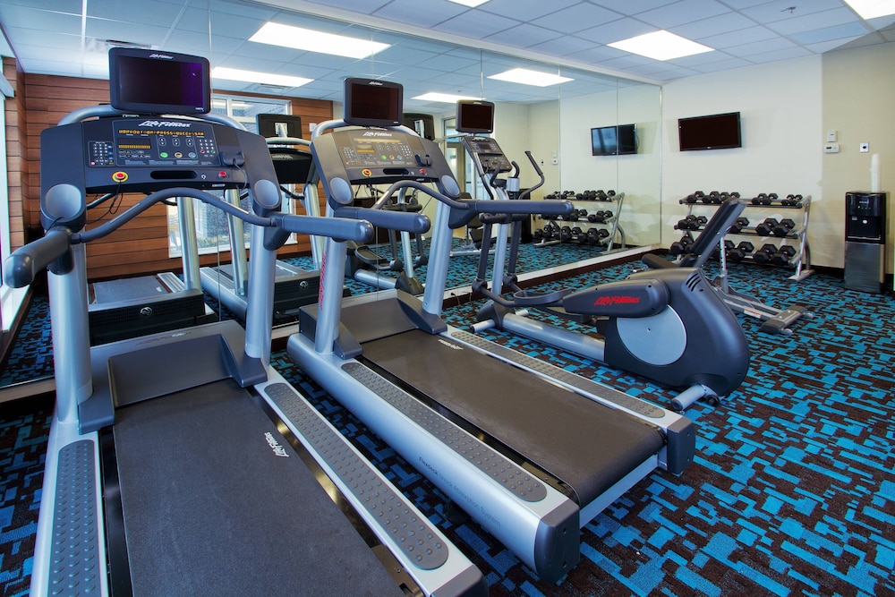 Fairfield Inn Suites St Louis West Wentzville 10/17
