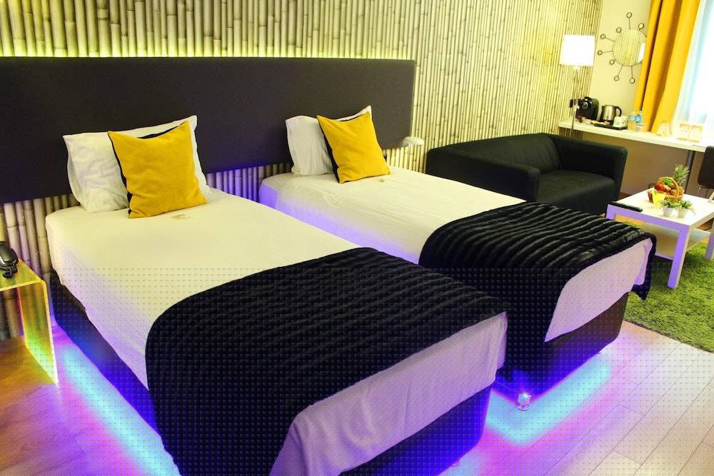 Tempo Suites Airport 10/47