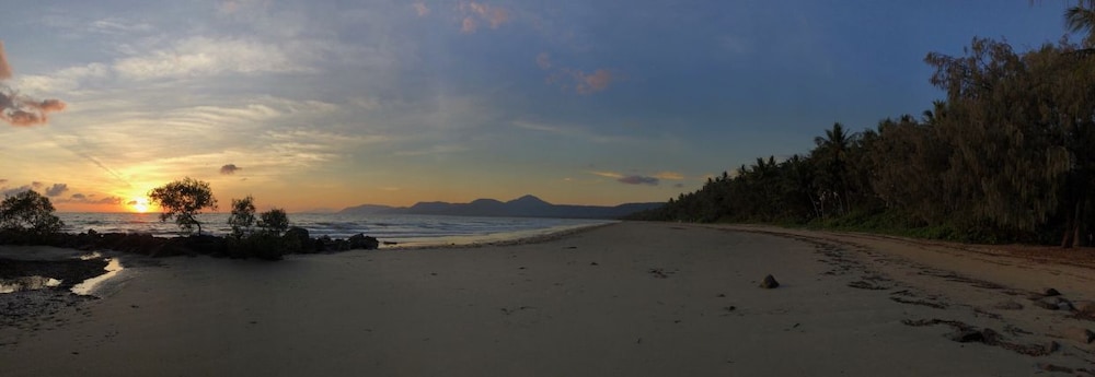 Port Douglas Apartments 60/67