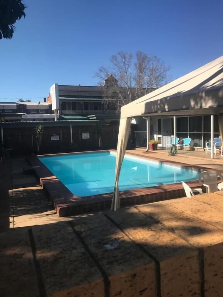 Gateway Motor Inn Narrandera 41/45