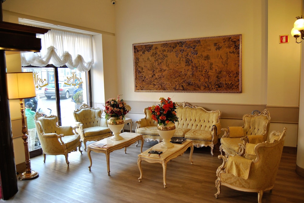 Mokinba Hotel King 47/69