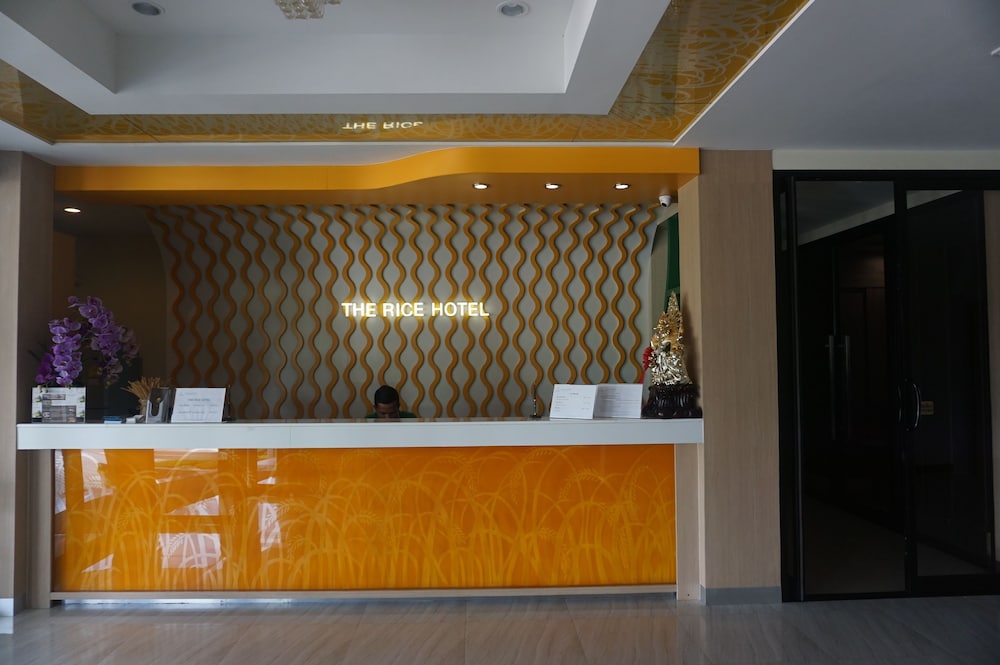 The Rice Hotel 3/39