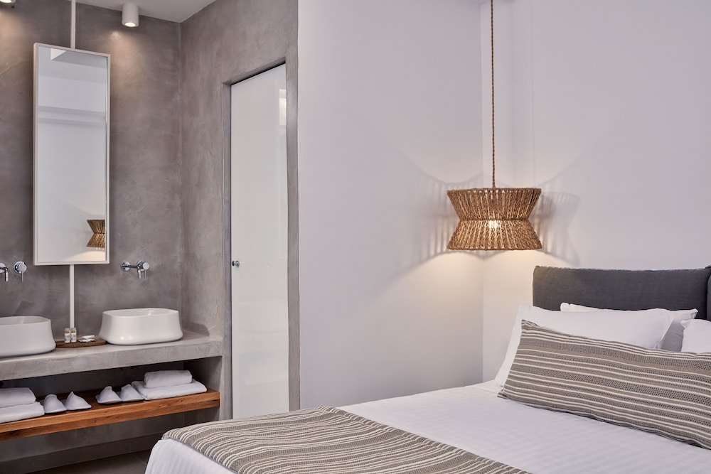 Callia Retreat 50/50