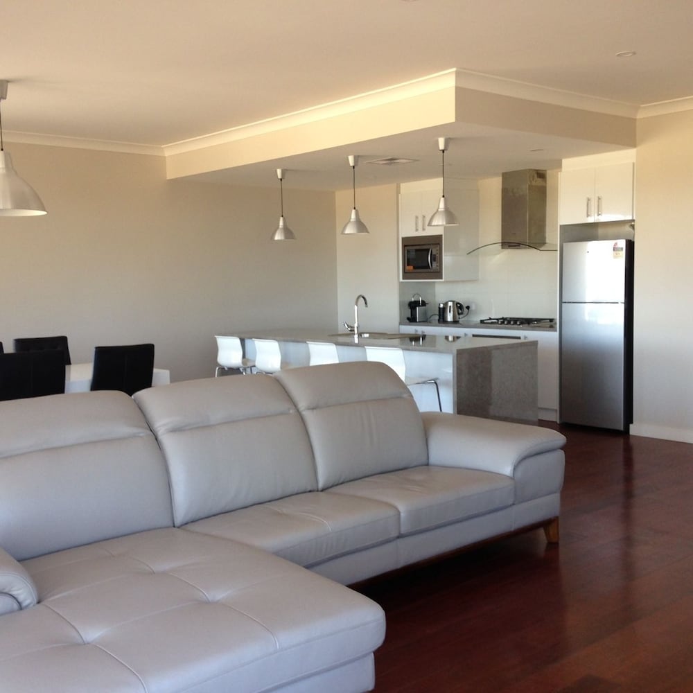 Neagles Retreat Villas 9/22