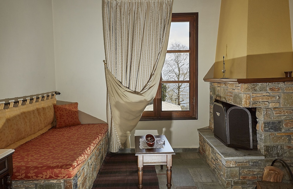 Atrapos Hotel 29/50