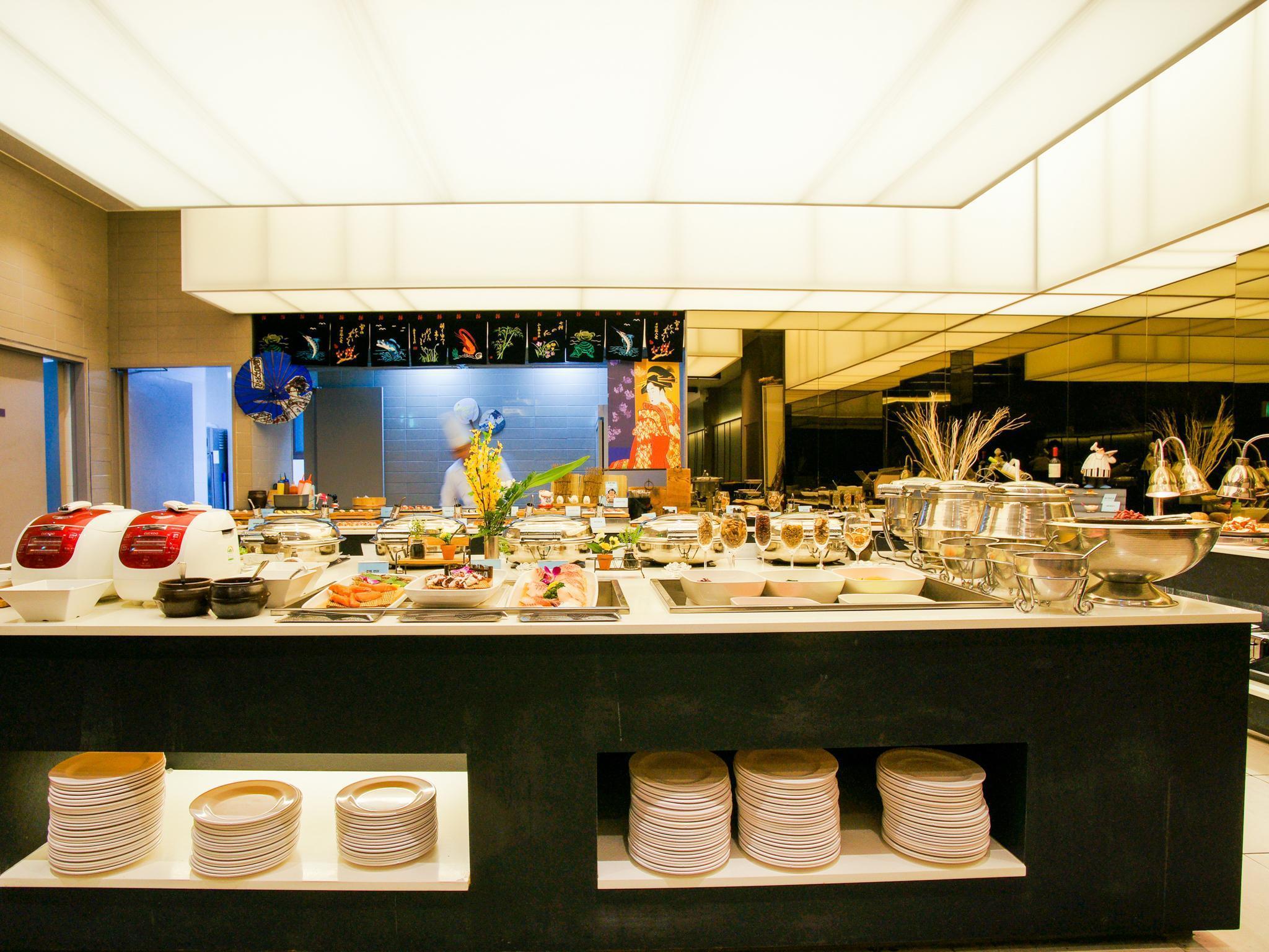 Stellar Hotel Yeongjong 48/50
