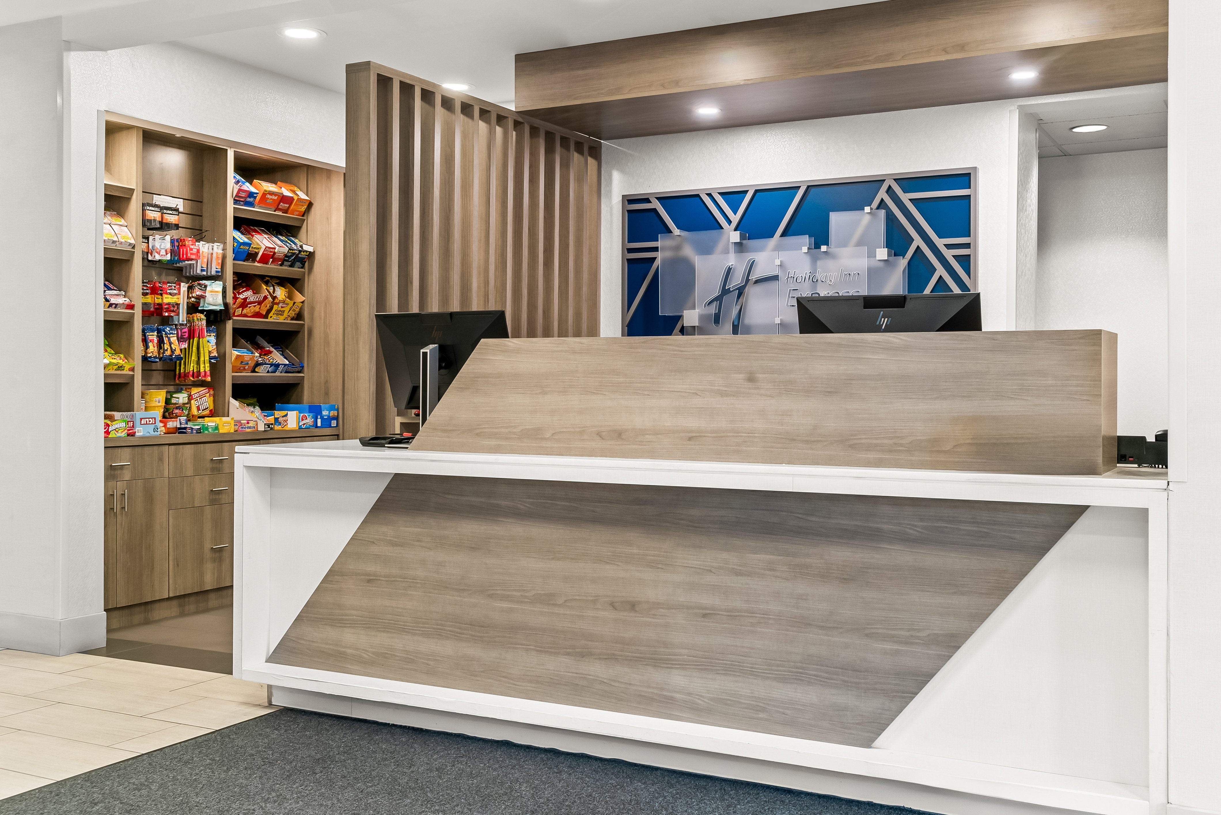 Holiday Inn Express Hotel & Suites Detroit-Novi 4/69