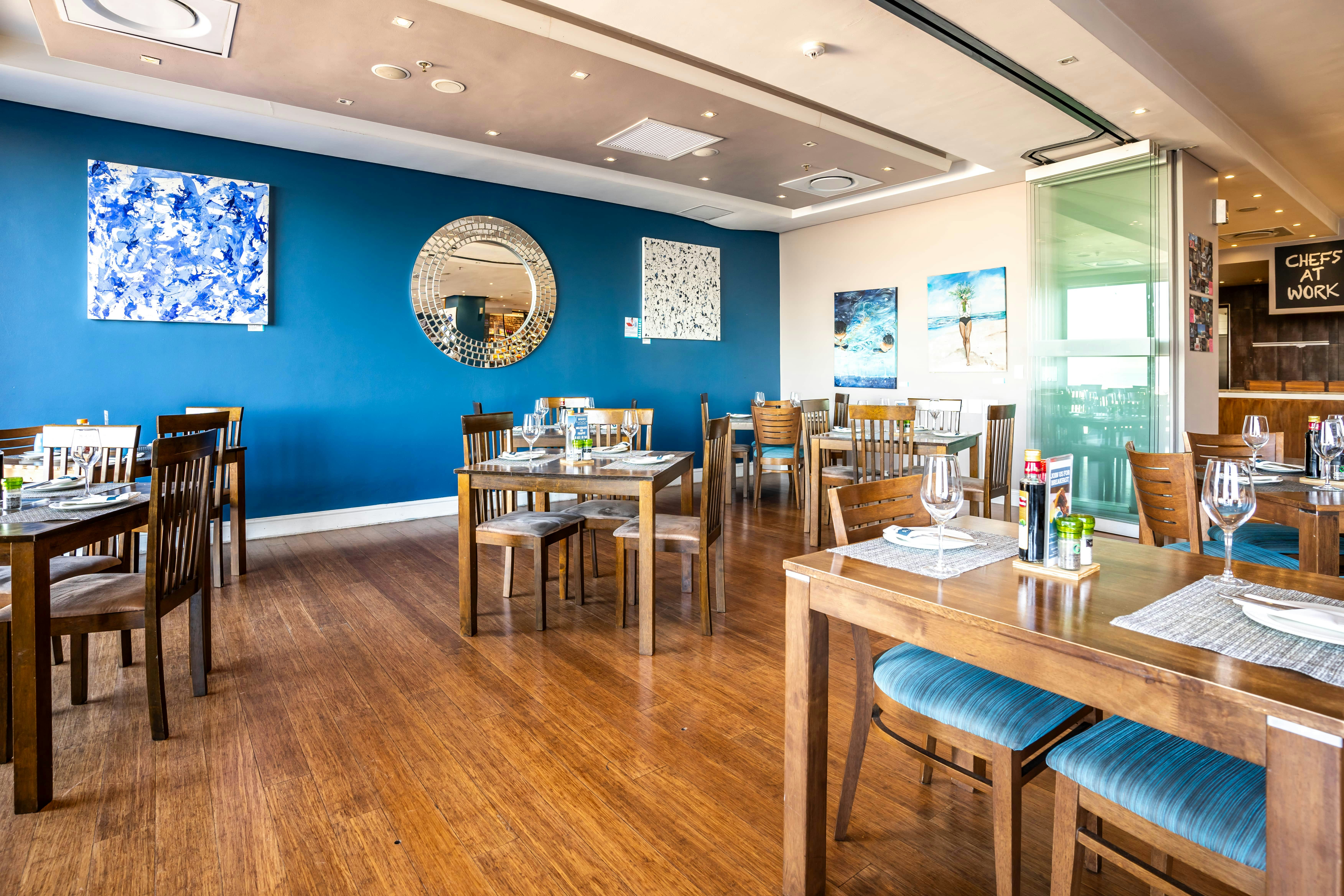 Blaauwberg Beach Hotel 77/100