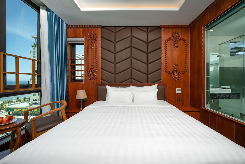 Monalisa Luxury Hotel 11/42