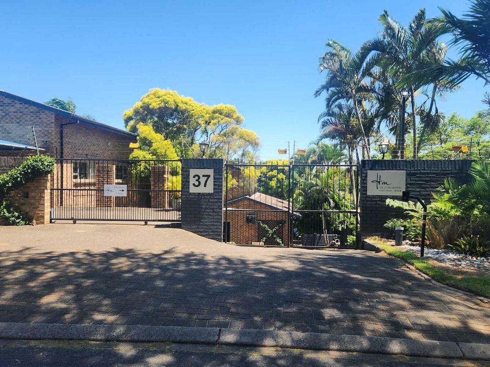 Hillton Manor Guest House 38/50