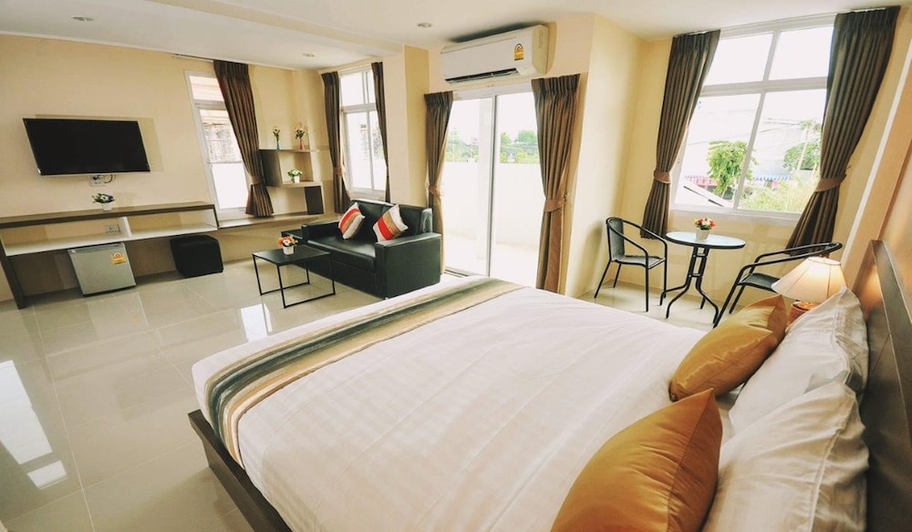 Sukkhamas Pirom Hotel 16/40