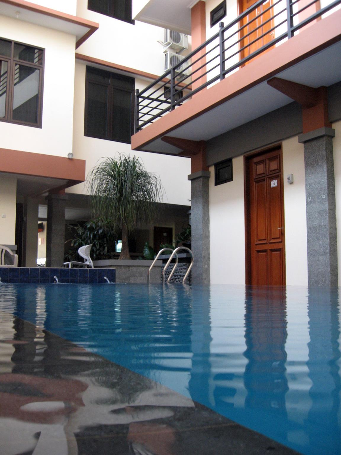Fontana Residencia Guest House 2/12