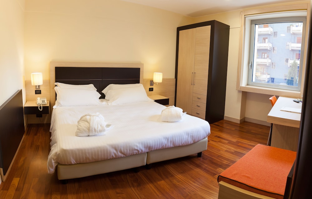 Tower, Junior Suite