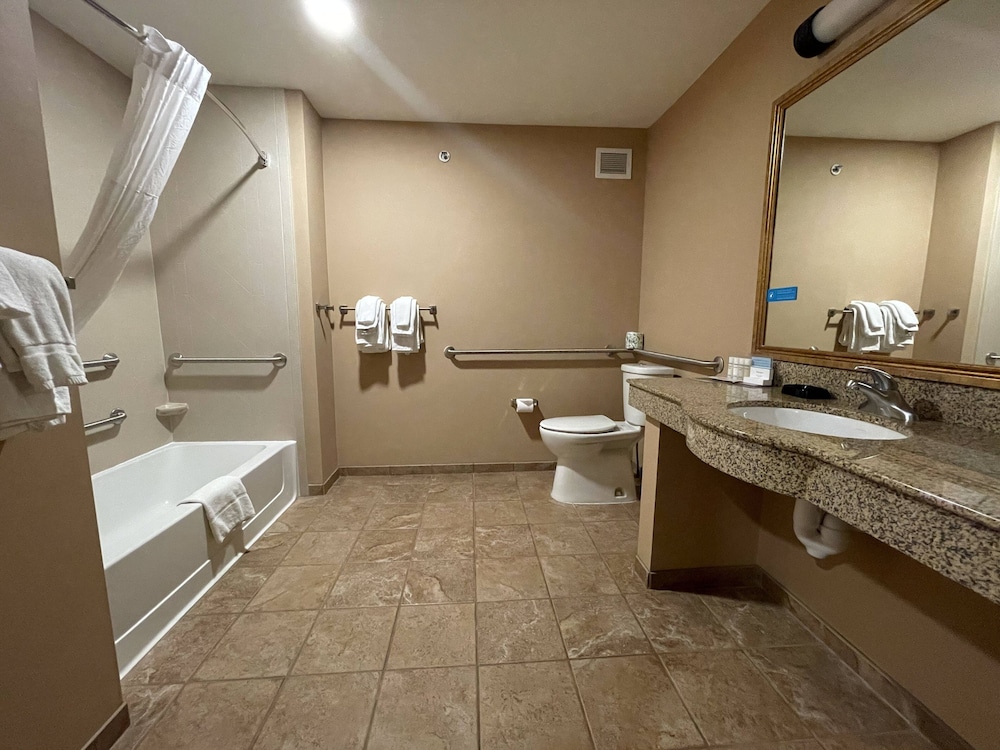 Hampton Inn & Suites Rifle 23/49