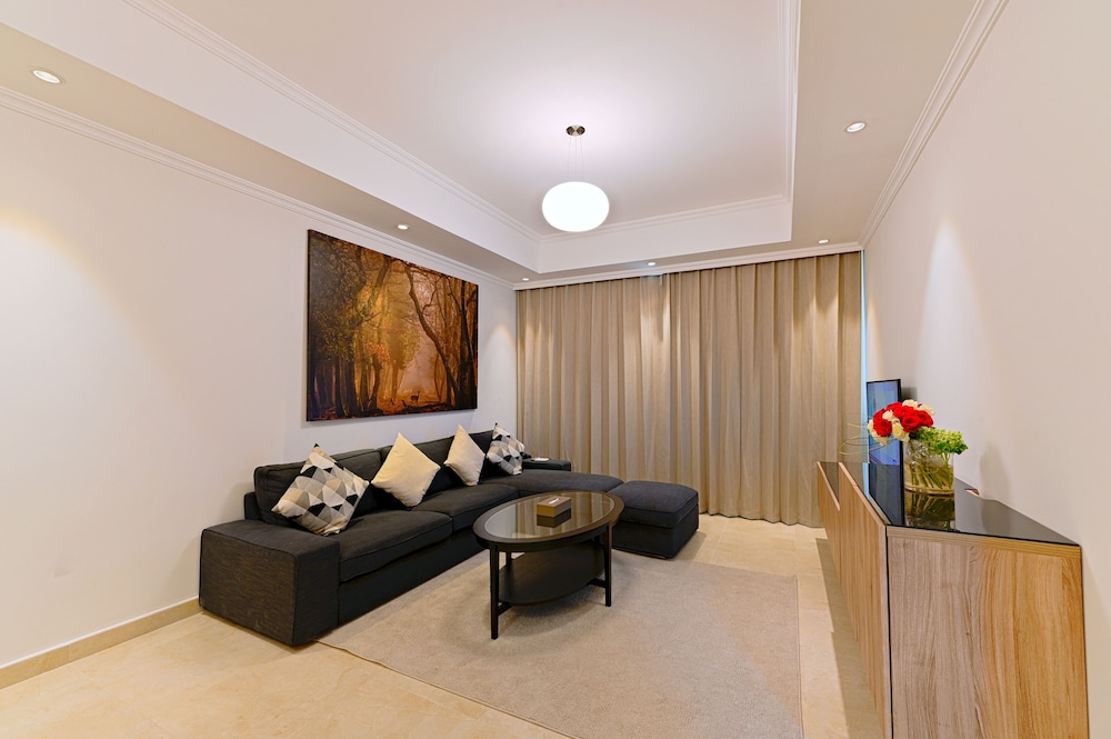 TIME Moonstone Hotel Apartment 16/26