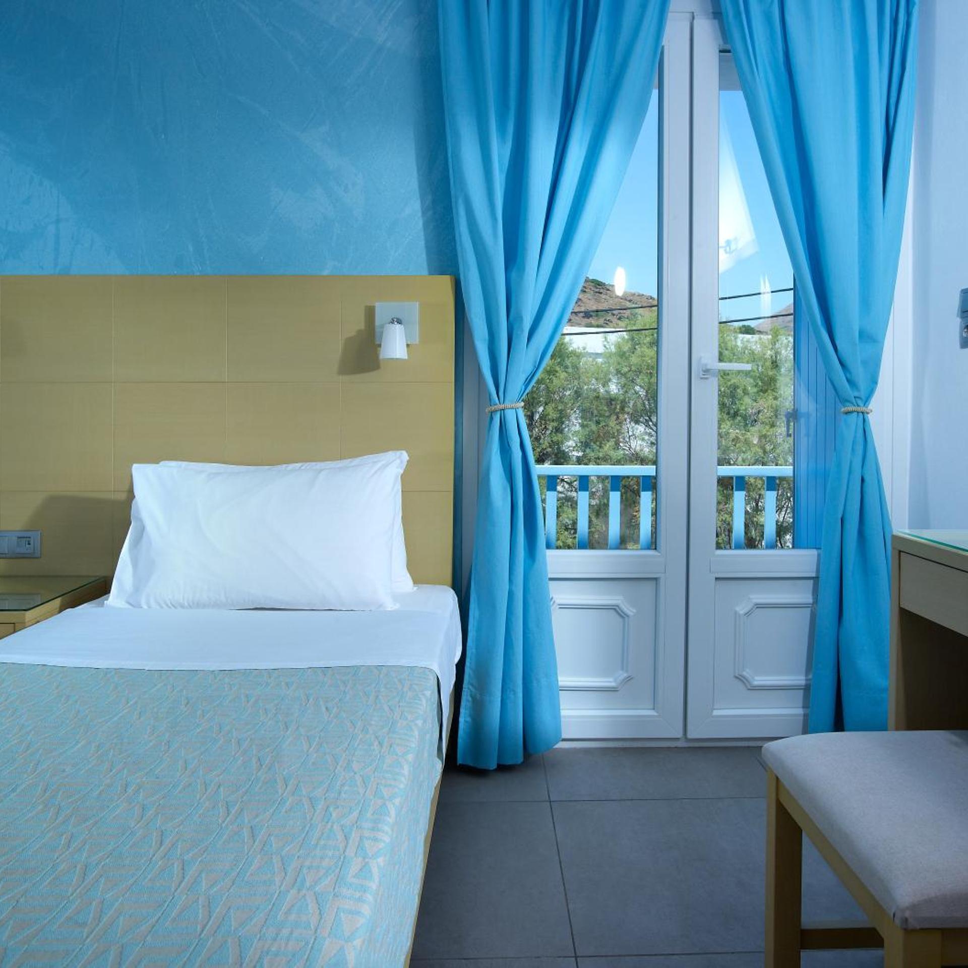 Room, Triple, Sea View