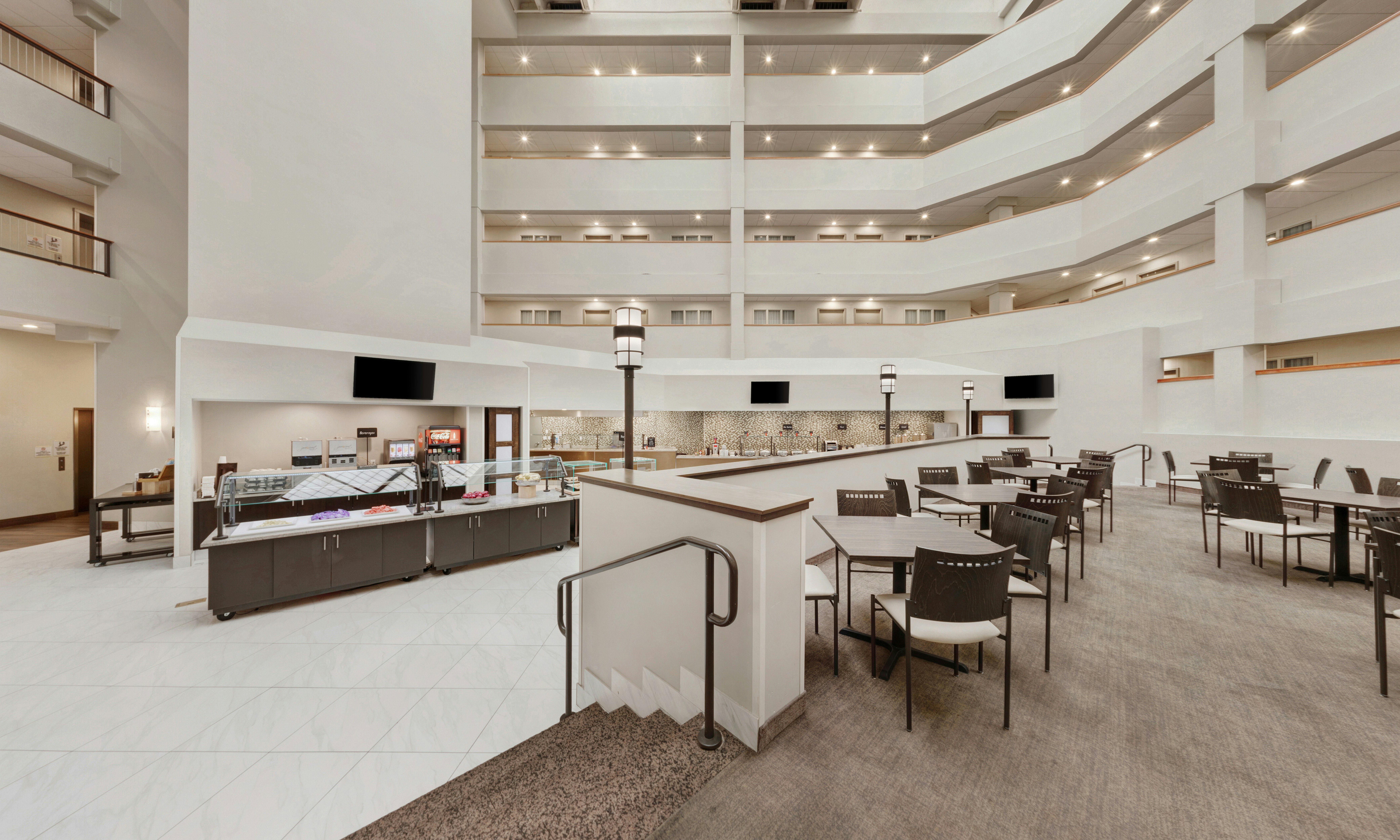 Embassy Suites By Hilton Milwaukee Brookfield 44/81