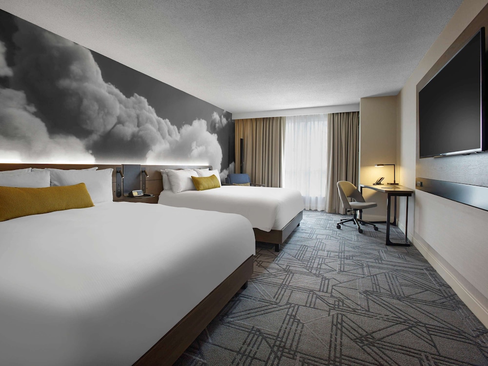 Novotel Toronto Centre 11/74
