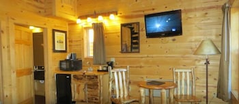 Cabins of Mackinaw 37/53