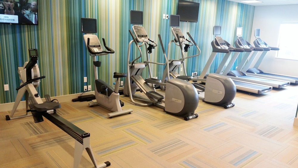 Holiday Inn Express & Suites PAHRUMP 36/61