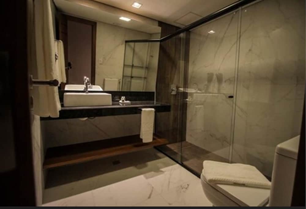 Oscar Hotel Executive 42/44